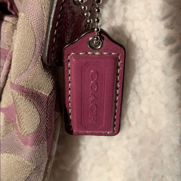 Coach crossbody purse - Picture 4 of 4